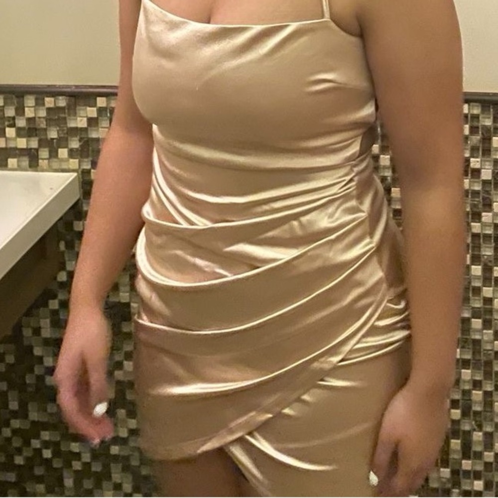 GOLD FORMAL SHORT DRESS